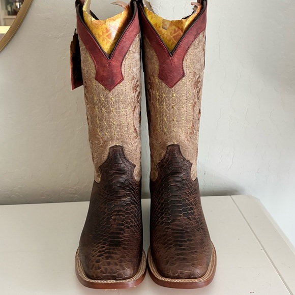 Tanner Mark Multicolor Floral Embroidered Python Print Toe Leather Boots 9.5 NWT - Picture 4 of 11